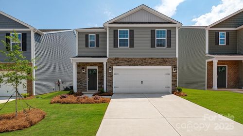 1024 20th Avenue Dr Nw, Hickory, NC, 28601-1726 | Card Image