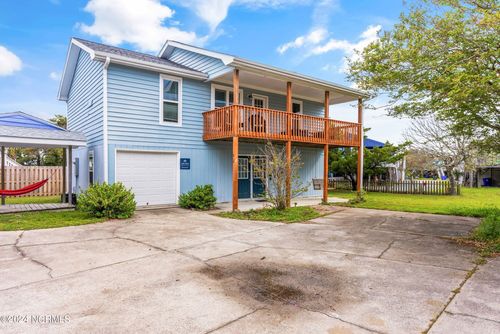 210 Bayview Drive, North Topsail Beach, NC, 28460 | Card Image