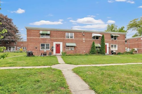 367 D Building 5 Granfield Avenue, Bridgeport, CT, 06610 | Card Image