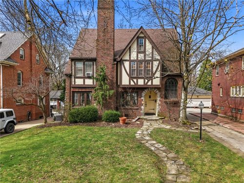 371 Case Ave, Sharon, PA, 16146-3429 | Card Image