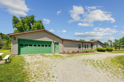 17625 Lochner Rd, Spencerville, IN, 46788-9611 | Card Image