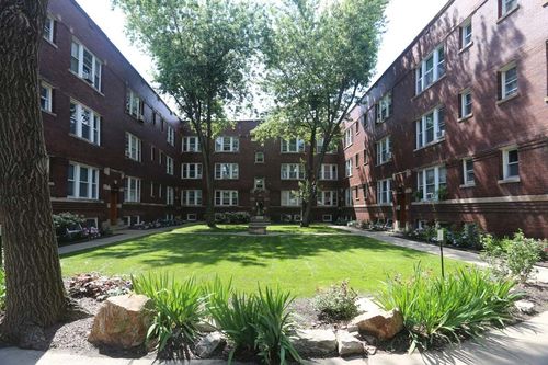 3e-4716 N Racine Ave, Chicago, IL, 60640-4924 | Card Image
