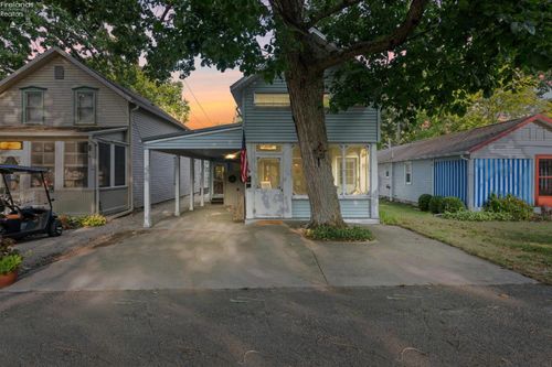 539 Maple Ave, Lakeside, OH, 43440-1741 | Card Image