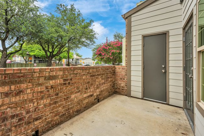 APT-201 - 6108 Abrams Rd, Condo with 2 bedrooms, 1 bathrooms and null parking in Dallas TX | Image 16