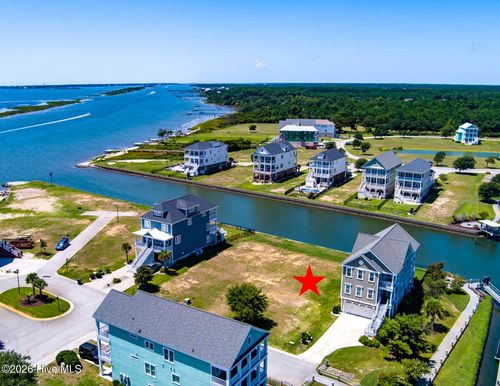 329 Oxton Pl, Newport, NC, 28570-4569 | Card Image