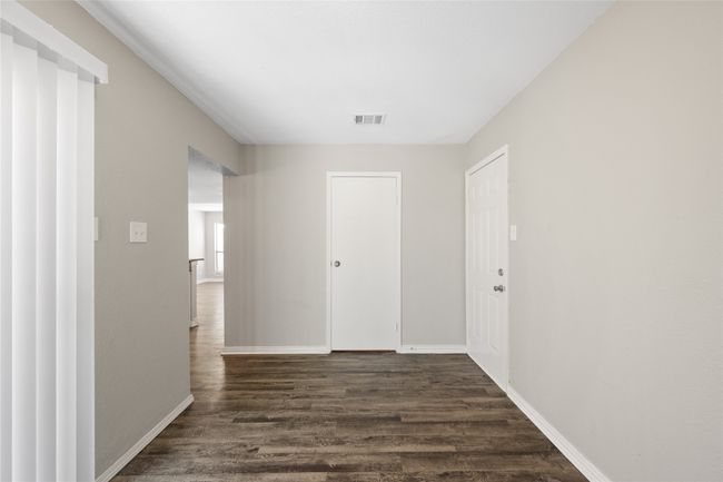 2407 Forestmeadow Dr, House other with 3 bedrooms, 3 bathrooms and null parking in Lewisville TX | Image 7