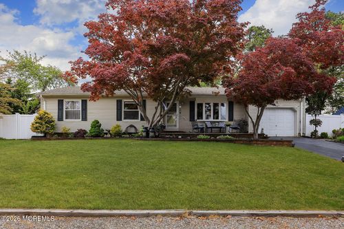 1325 12th Ave, Toms River, NJ, 08757-1938 | Card Image