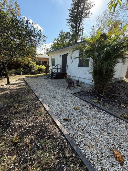 2-615 Sw 14th Ave, Fort Lauderdale, FL, 33312-2455 | Card Image