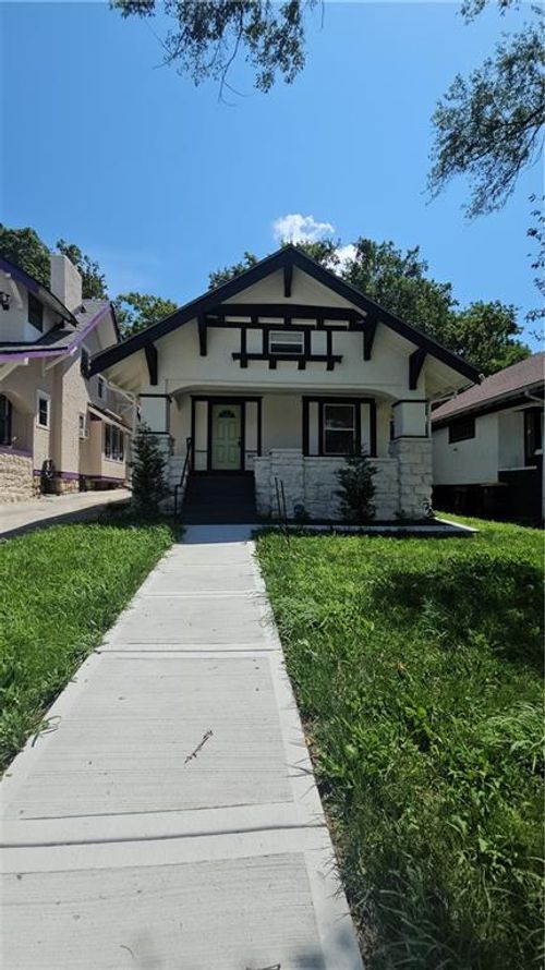 4241 Prospect Ave, Kansas City, MO, 64130-1326 | Card Image