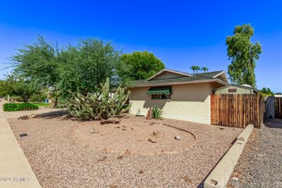 2132 E Broadmor Drive, House other with 4 bedrooms, 2 bathrooms and null parking in Tempe AZ | Image 3