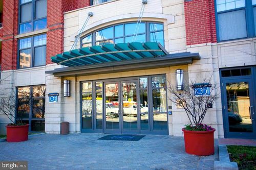 608-1021 N Garfield St, ARLINGTON, VA, 22201-2575 | Card Image