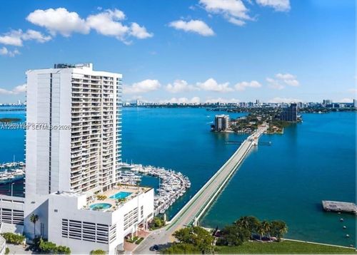 520-555 Ne 15th St, Miami, FL, 33132-1451 | Card Image