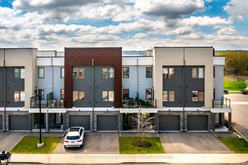 9-115 Shoreview Pl, Stoney Creek, ON, L8E0K4 | Card Image