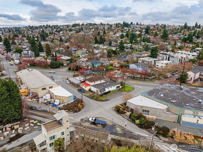 4020 6 Th Ave Nw, House other with 1 bedrooms, 1 bathrooms and null parking in Seattle WA | Image 36