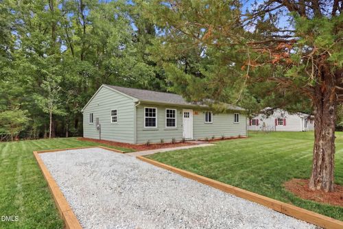 809 Felicia St, Durham, NC, 27704-1351 | Card Image