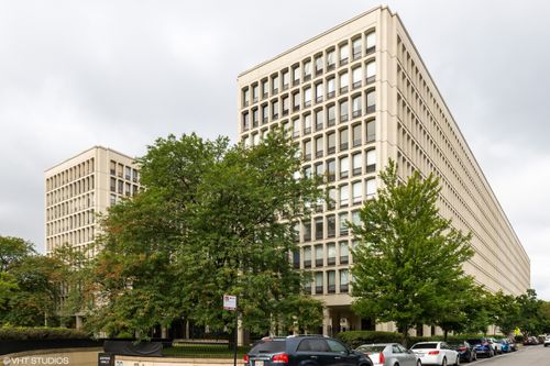 apt-613s-1400 E 55th Pl, Chicago, IL, 60637-1890 | Card Image