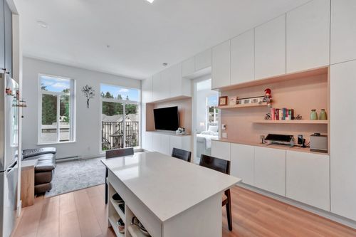 404-718 Edgar Avenue, Coquitlam, BC, V3K0H2 | Card Image