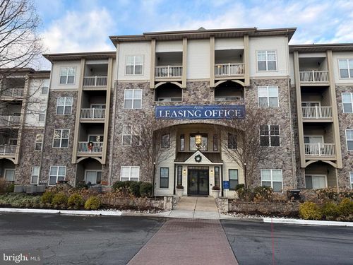 7200-212-7000 Johnson Farm Ln, CHADDS FORD, PA, 19317-9055 | Card Image