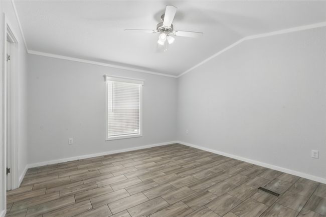 1010 Hopi Ct, House other with 2 bedrooms, 2 bathrooms and null parking in Granbury TX | Image 15