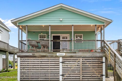 2660 Island Dr, N Topsail Beach, NC, 28460-8167 | Card Image
