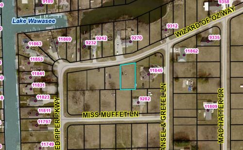 516 E Wizard Of Oz Way, Cromwell, IN, 46732 | Card Image