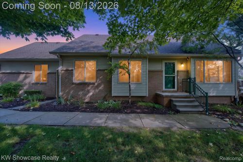 1046 Bird Song Ln, Milford, MI, 48381-1041 | Card Image