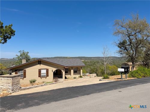 231 Vip Dr, Canyon Lake, TX, 78133-5447 | Card Image