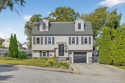 71 Mann St, Lawrence, MA, 01841-1337 | Card Image