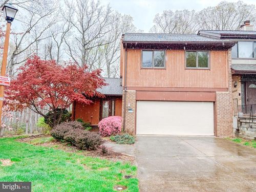 2568 Tree House Dr, WOODBRIDGE, VA, 22192-1311 | Card Image