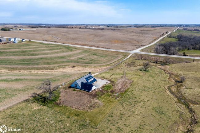 27501 Highway 149, House other with 3 bedrooms, 2 bathrooms and null parking in Sigourney IA | Image 34