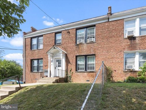 305 34th St Se, WASHINGTON, DC, 20019-8252 | Card Image