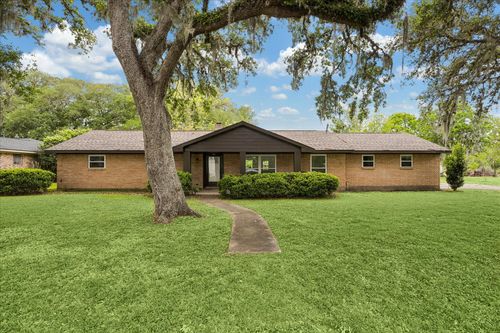 1107 Hallie St, Sweeny, TX, 77480-2105 | Card Image