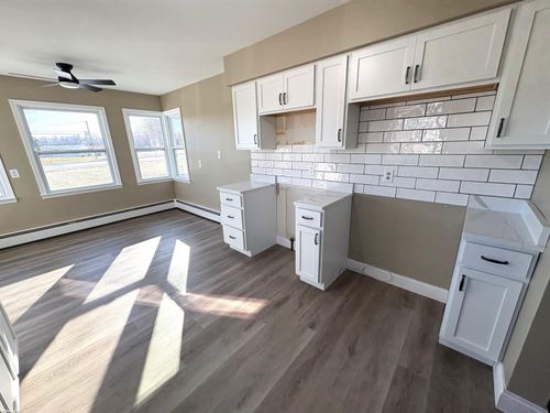 8760 Gratiot Ave, Columbus, MI, 48063-3719 | Card Image