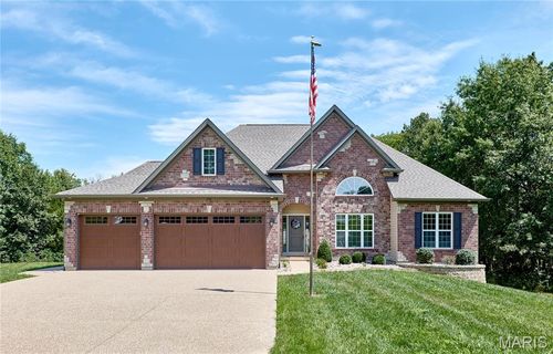230 Sycamore Valley Dr, Troy, MO, 63379-3595 | Card Image