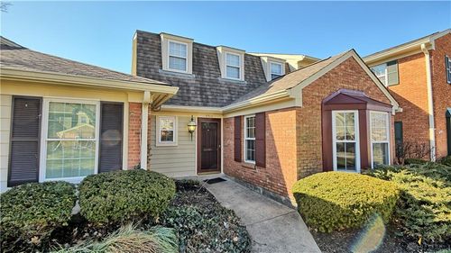 7710 John Hancock Ln, Dayton, OH, 45459-4013 | Card Image