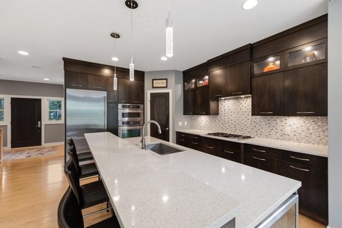 11153 Sweetwater Path, Woodbury, MN, 55129-5293 | Card Image