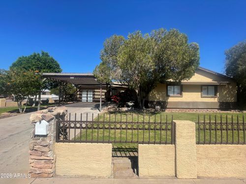 5526 W Indianola Ave, Phoenix, AZ, 85031-2529 | Card Image