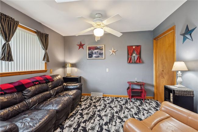 829 Hecla Rd, House other with 5 bedrooms, 3 bathrooms and 2 parking in Mt. Pleasant Twp - Wml PA | Image 33
