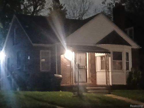 13687 Castleton St, Detroit, MI, 48227-3035 | Card Image