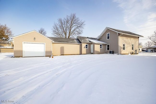 111 S Center St, Home with 0 bedrooms, 0 bathrooms and 8 parking in Lagrange OH | Image 32