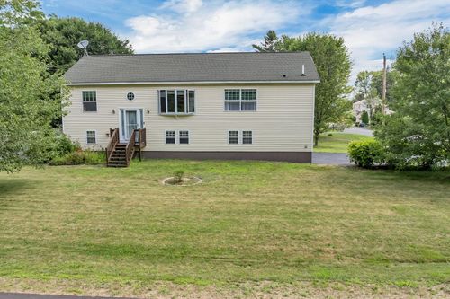 3 Amanda St, Rochester, NH, 03867-1030 | Card Image