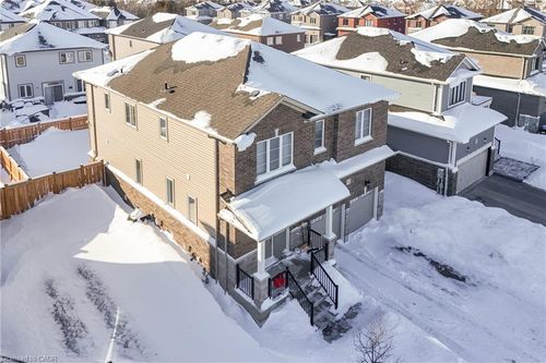 18 Emerald St, Wasaga Beach, ON, L9Z0K8 | Card Image