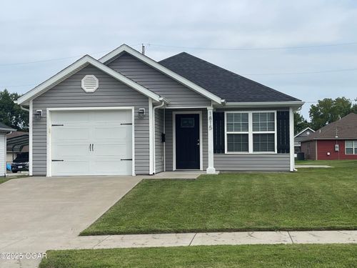 1815 Pennsylvania Ave, Joplin, MO, 64804-2160 | Card Image