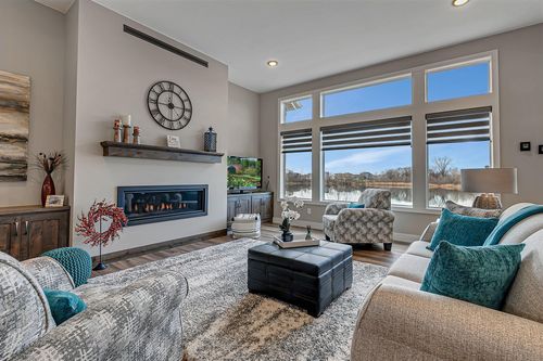 1505 20th Ave S, Sartell, MN, 56377-2587 | Card Image