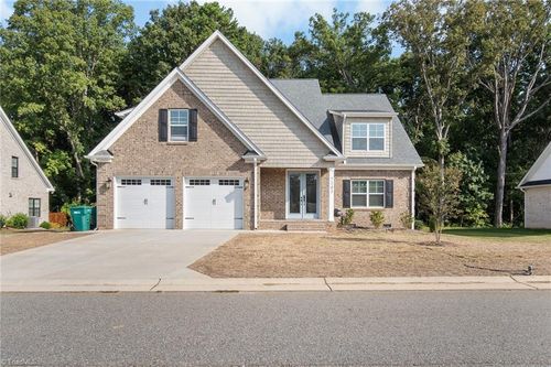 7143 Reynolds Mill Cir, Lewisville, NC, 27023-8392 | Card Image