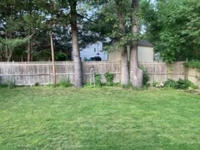 29 Wake Robin Trl, House other with 2 bedrooms, 2 bathrooms and 3 parking in Saunderstown RI | Image 26