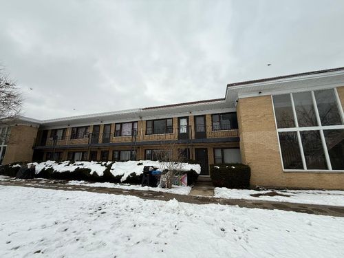 apt-12-44 King Arthur Ct, Northlake, IL, 60164-1372 | Card Image