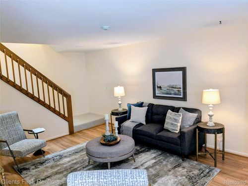 apt-37-1921 Vine Way Dr, Canton, MI, 48188-1852 | Card Image