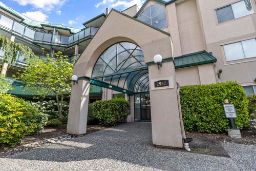 321-2962 Trethewey St, Abbotsford, BC, V2T4M3 | Card Image