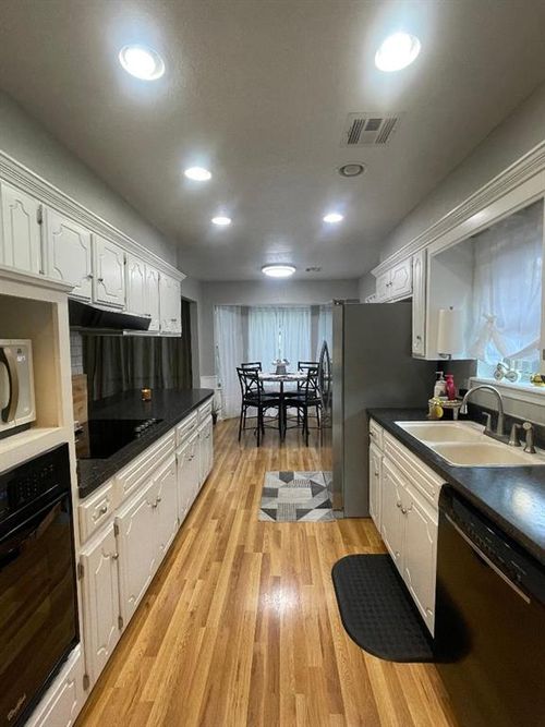 13 Robby Rd, Shawnee, OK, 74804-1129 | Card Image